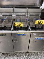 PUBLIC TIMED ONLINE AUCTION KITCHEN & BAR EQUIPMENT, REFRIGERATION Auction Photo
