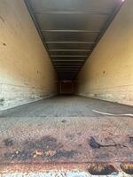 53' VAN TRAILER INSIDE