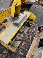 JOHN DEERE 47-INCH SNOWBLOWER Auction Photo