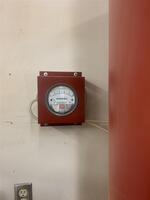 PUBLIC TIMED ONLINE AUCTION HAAS SR100 CNC PANEL ROUTER - AIR COMP. Auction Photo