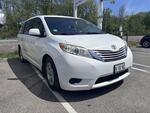 2017 TOYOTA SIENNA LE 6-PASSENGER VAN