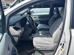 2017 TOYOTA SIENNA LE 6-PASSENGER VAN Auction Photo