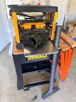 PUBLIC TIMED ONLINE AUCTION WOODWORKING EQUIPMENT, SHOP & HAND TOOLS Auction Photo