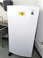 PUBLIC TIMED ONLINE AUCTION RESTAURANT & REFRIGERATION EQUIPMENT Auction Photo