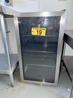 PUBLIC TIMED ONLINE AUCTION RESTAURANT & REFRIGERATION EQUIPMENT Auction Photo