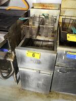 PUBLIC TIMED ONLINE AUCTION RESTAURANT & REFRIGERATION EQUIPMENT Auction Photo
