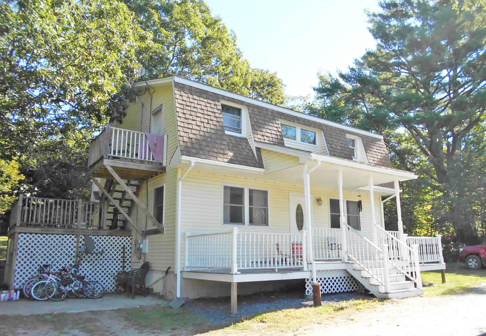 3BR Dutch Colonial 3.56+/-Acres Auction