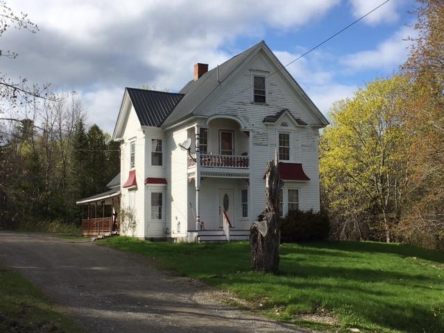 5BR Victorian Style Home 35.88+/- Acres Auction