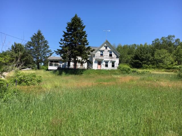 Cape Style Home - 1+/- Acres Auction