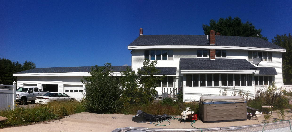 INVESTMENT HOME 5,534+/-SF Colonial Home - 3.3+/- AC Auction