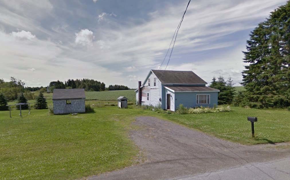 3BR Cape Style Home - .5+/- Acres Auction