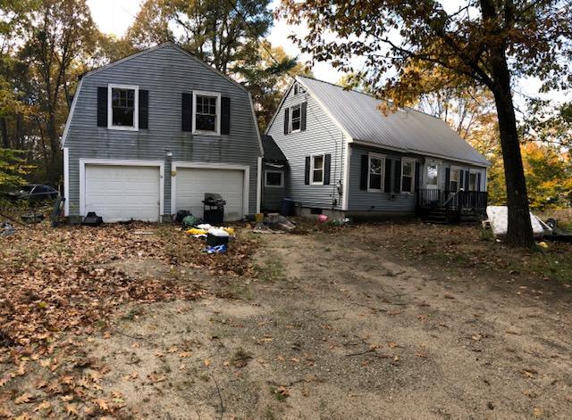 3BR Cape Home - Garage 2.1+/- Acres Auction