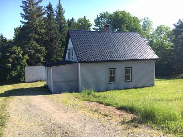2BR Cape Style Home - 2+/- Acres - River Frontage Auction