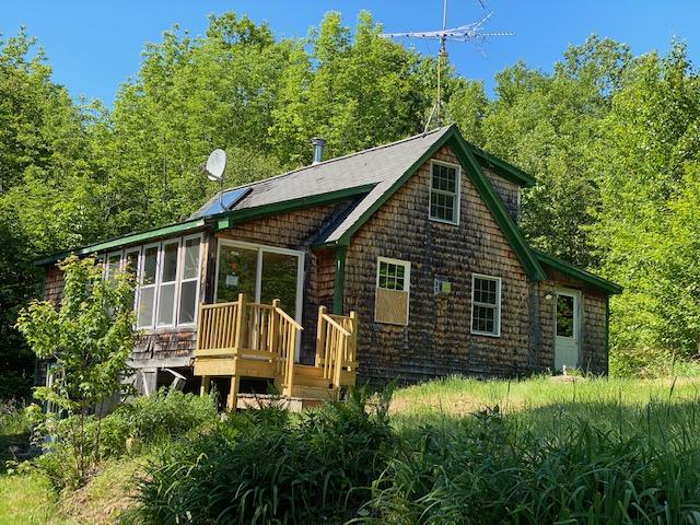2BR Cape Style Home - 4+/- Acres Auction