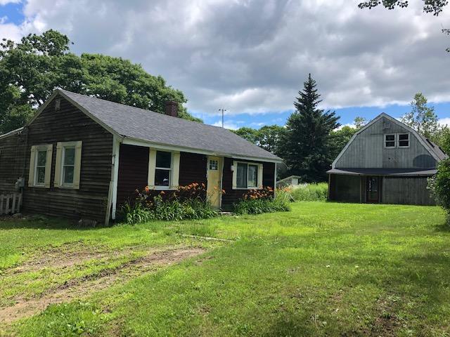 3BR Ranch Style Home - Barn - 1.31+/- Acres Auction