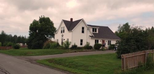 3BR New England Style Home - .3+/- Acres Auction
