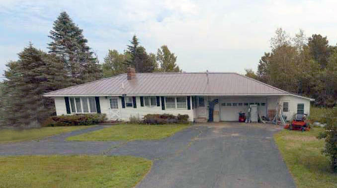 3BR Ranch Style Home - 2-Car Garage - 4.51+/- Acres Auction