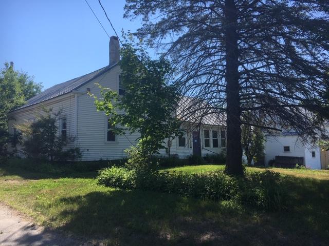 5BR Farmhouse - Barn - .58+/- Acres Auction