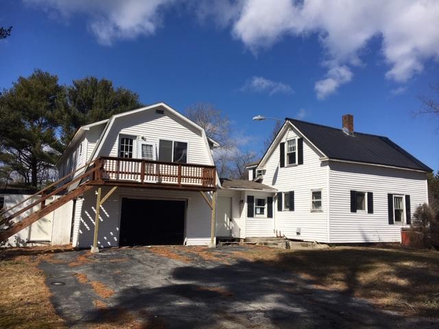1,808+/-SF 2-Family Home 2.25+/- Acres Auction