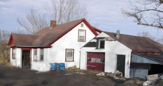 3BR Cape Home .96+/- Acres Auction