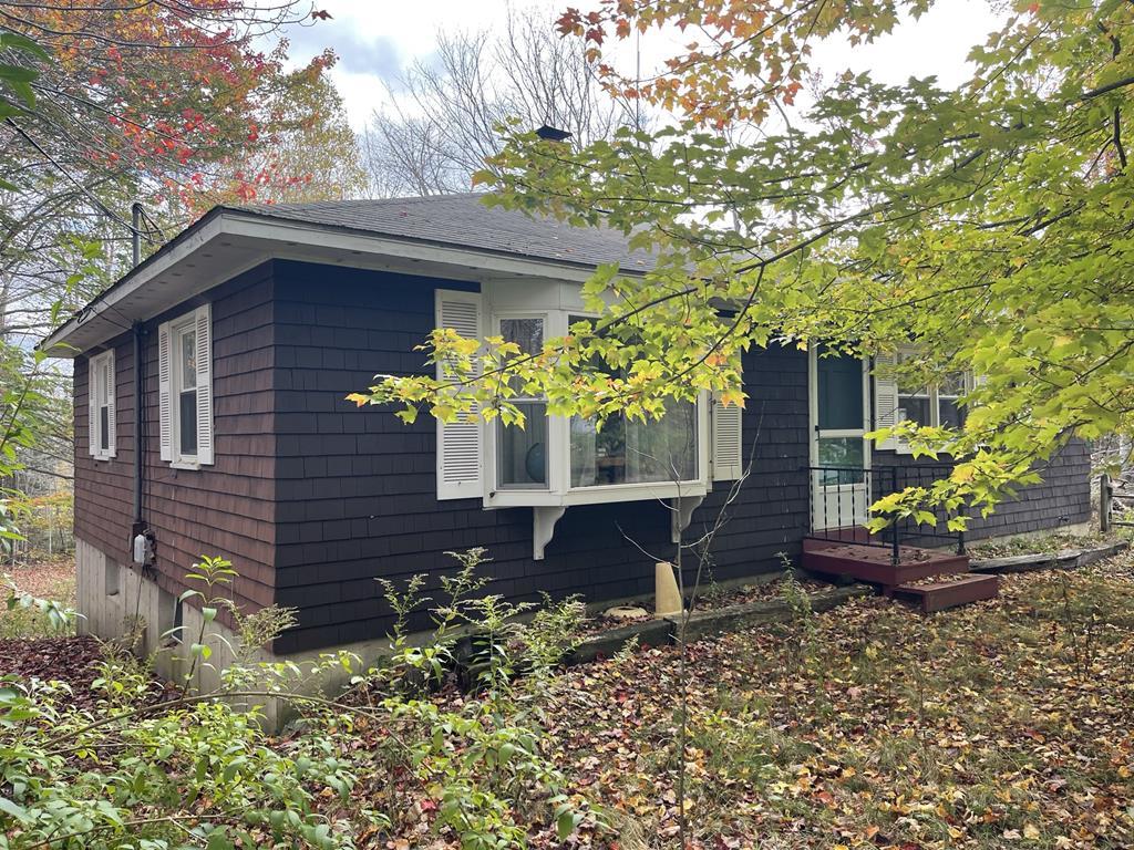 2BR Ranch - .90+/- Ac. - 2-Car Garage Auction