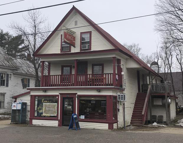 Store - Restaurant - 3 Apts - Rosies Lovell Village Store & Restaurant Auction