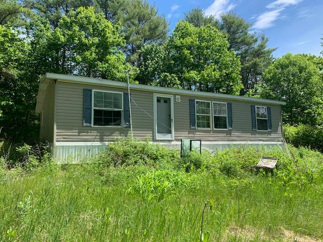 3BR Doublewide - .95+/- Acres Auction