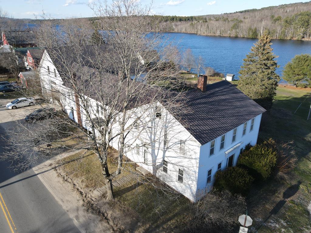 Waterfront Colonial Home - Post & Beam Barn - Apartment  Auction