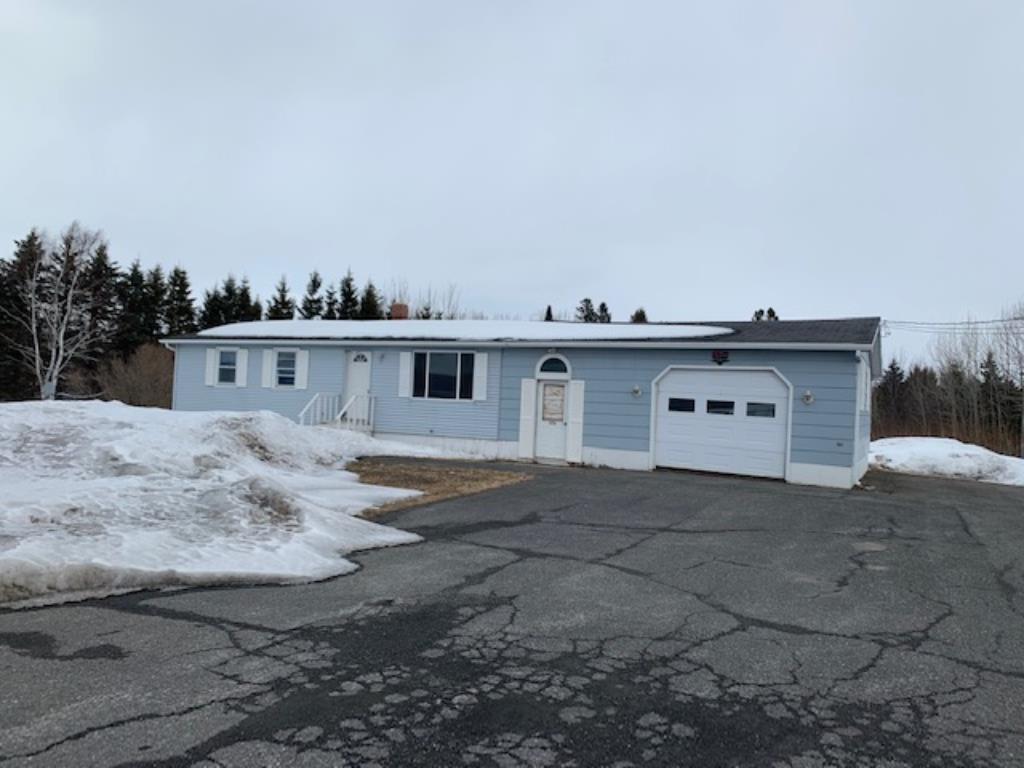 3BR Ranch Home - 1+/- Acres Auction