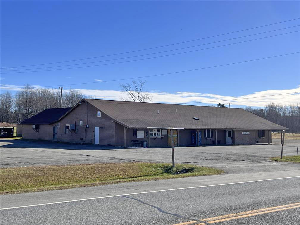 5,600+/- SF Fully Equipped Restaurant – Former Countryside Restaurant Auction