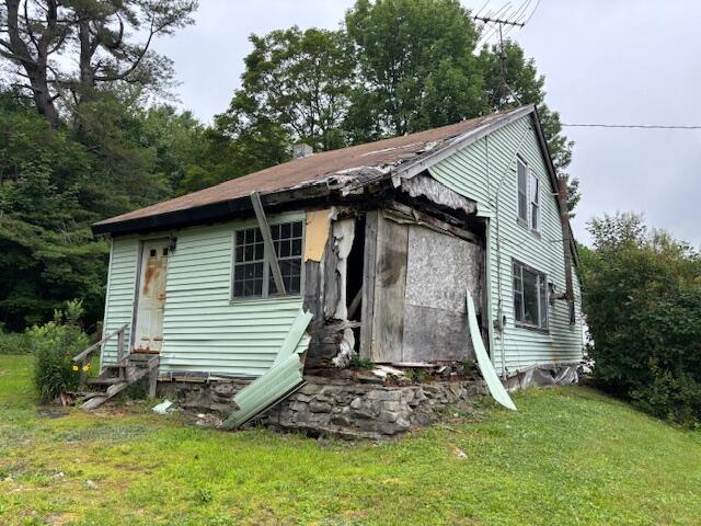 2BR Cape Style Home - 2+/- Ac. Auction