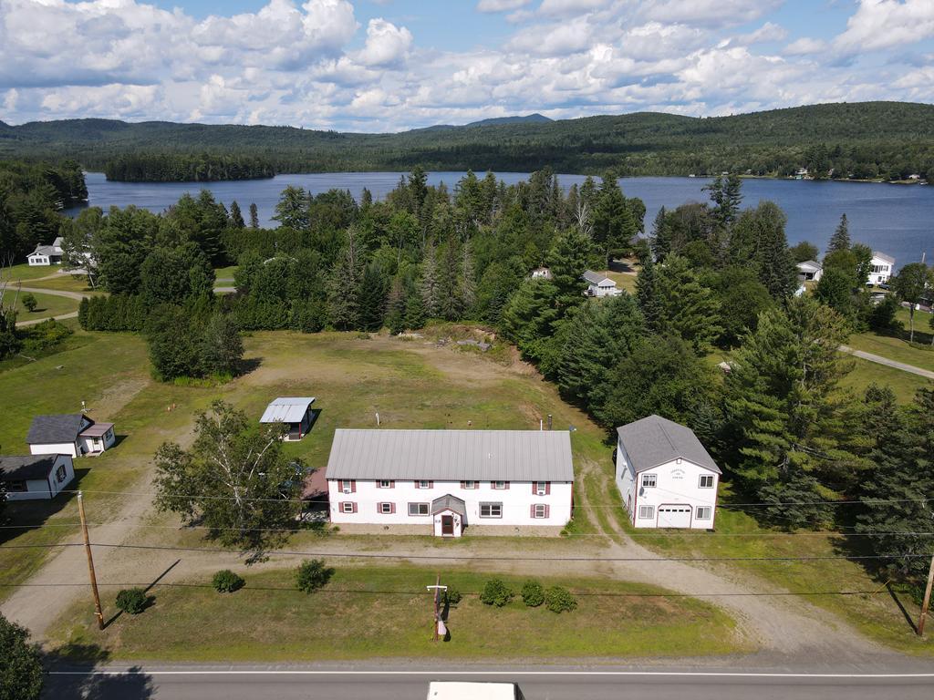 9-Unit Lodging Complex, 7,072+/-SF - 1.89+/- Acres Akers Pond Inn and Cabins Auction