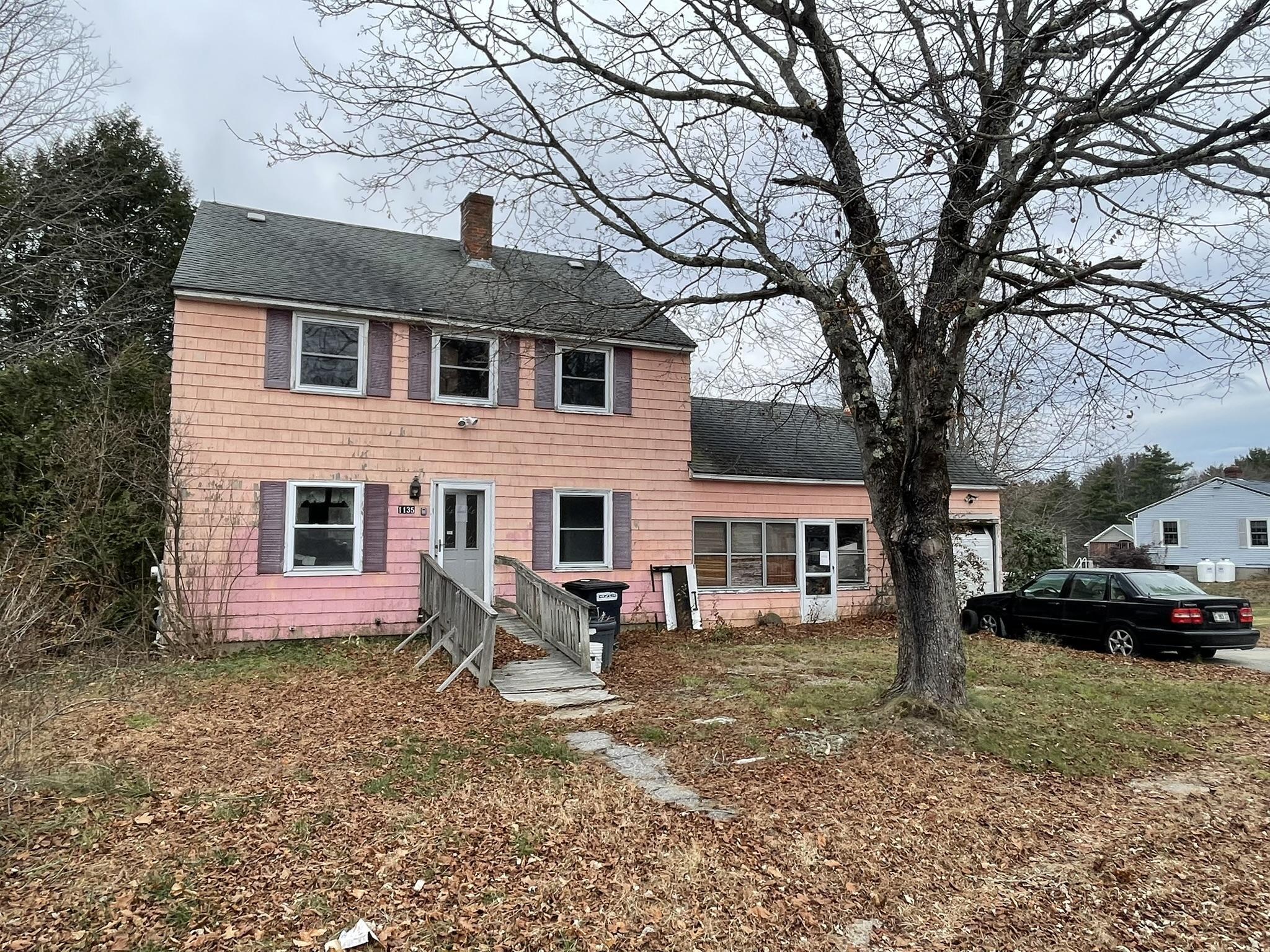 3BR Colonial Home - Garage – .8+/- Acres  Auction
