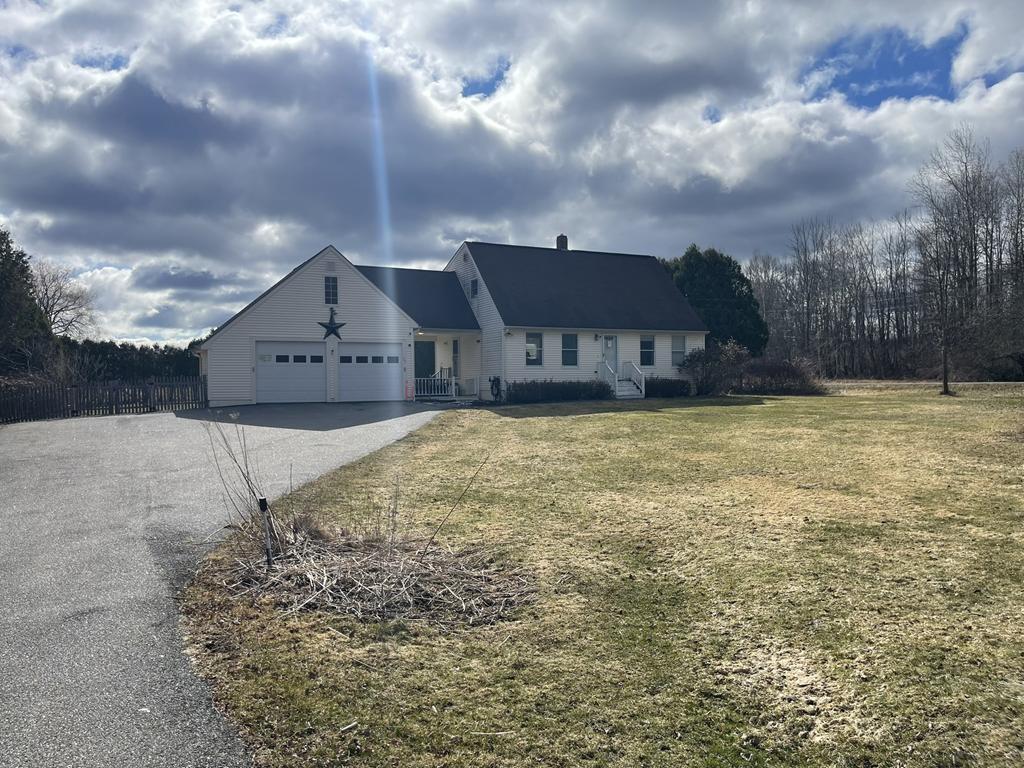 3BR Cape Style Home - Garage Auction