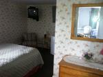 11-Unit Motel w/3BR Owners Quarters Auction Photo
