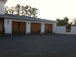 Attached 3-Car Garage Auction Photo