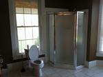 Ist Floor Bath Auction Photo