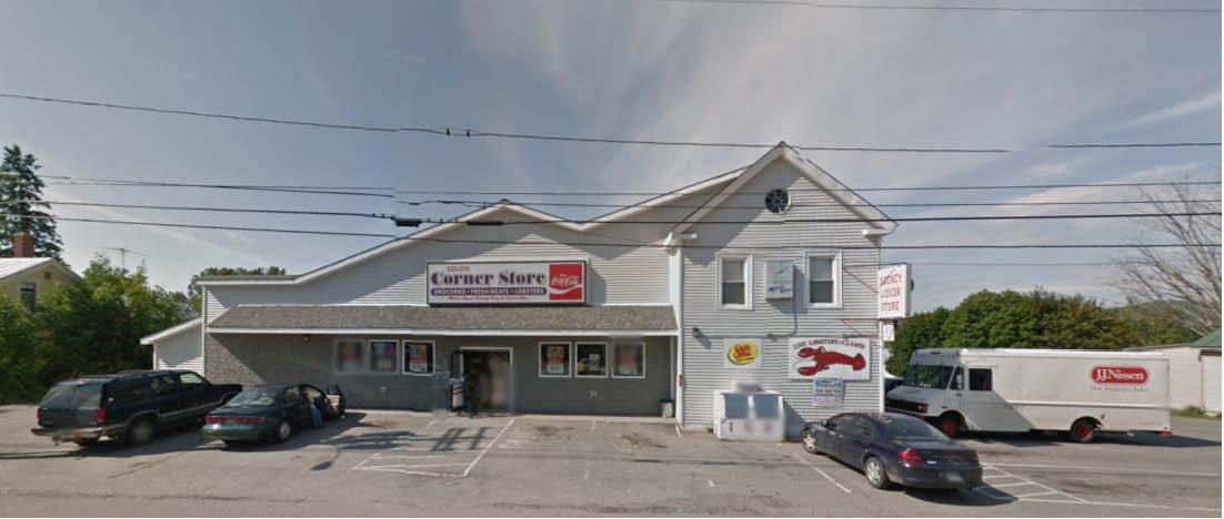 Full Service Grocery Store w/ Apartment Auction Photo