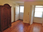 Apartment (Currently Occupied) Auction Photo