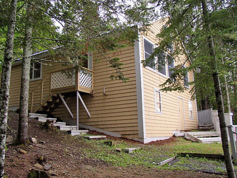 3BR Cottage - (2) Bunk Houses Auction Photo