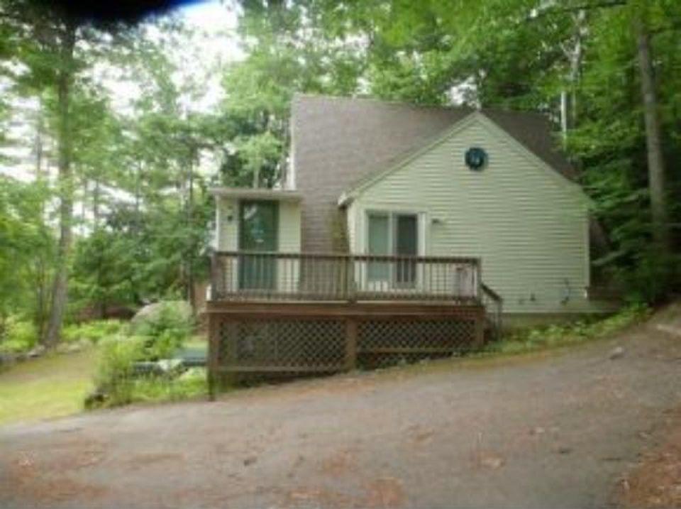 Lakefront Cottage Pawtuckaway Lake