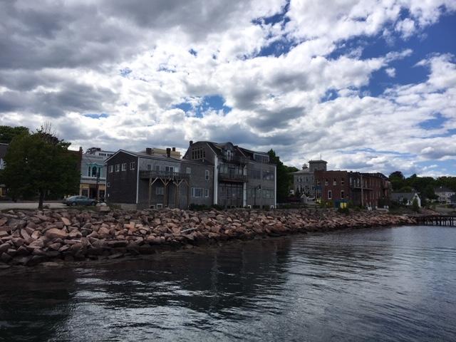 7,687+/-SF Mixed - Use Brick Building -  Water Views - .10+/- Acres  Auction Photo