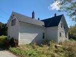 3BR New England Farmhouse  Auction Photo