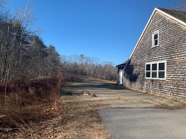 3BR Cape – In-Law Apt. – Barn/Office/Workshop – 3.9+/- Acre Field Auction Photo