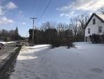 4BR New England Style Farmhouse - Apartment Auction Photo
