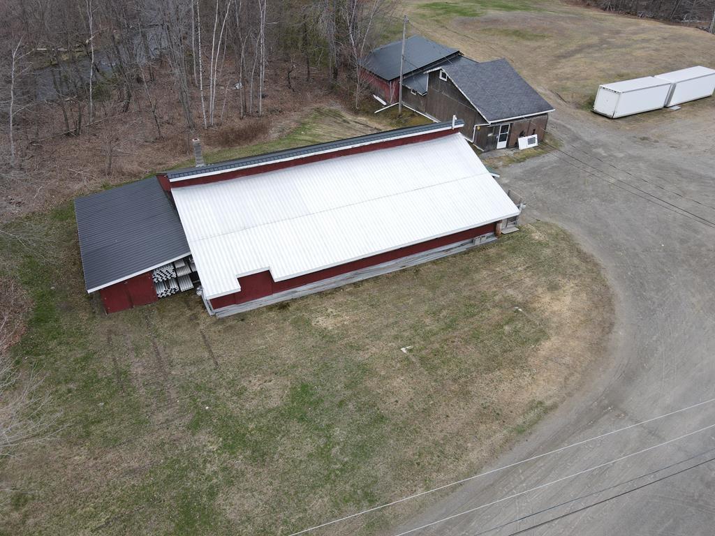 8,955+/-SF  Retail/Commercial/Storage Complex - 8+/- Acres - Stream Frontage Auction Photo