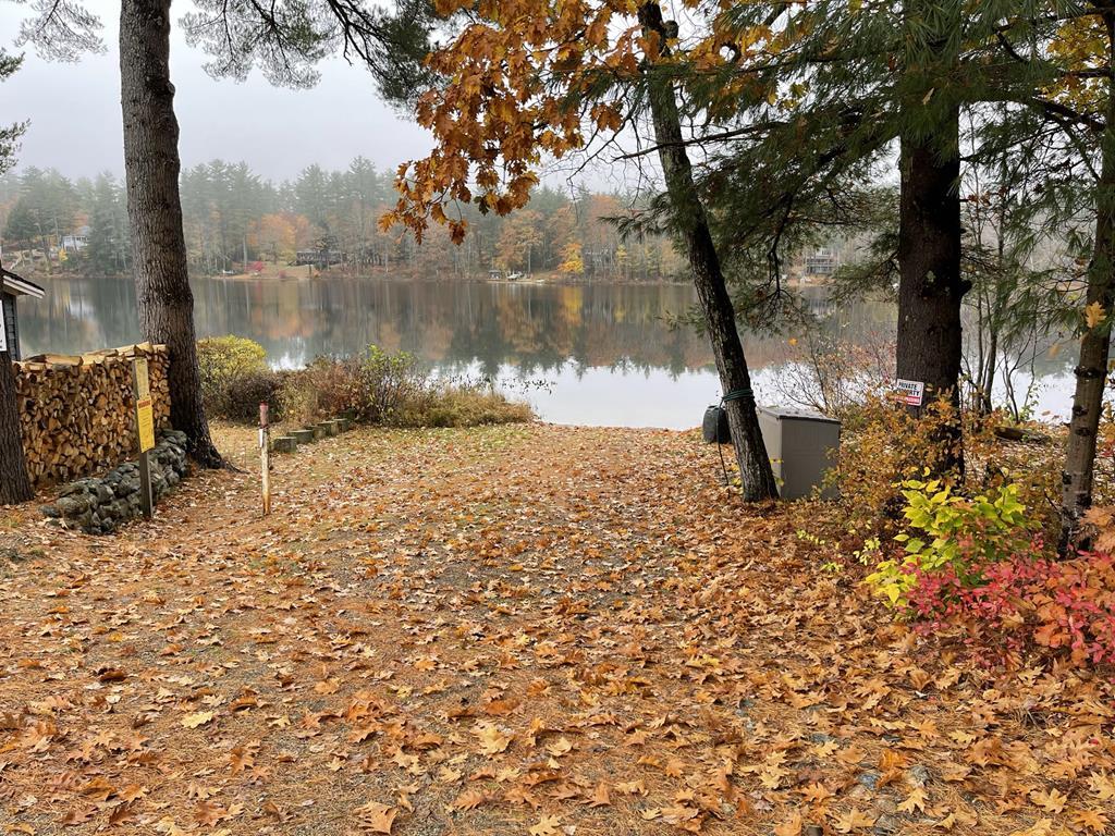 3BR Home - .27+/- Acres - Water Access to Loon Pond  Auction Photo