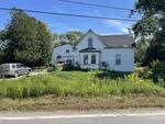3BR Cape Home - Barn - 1+/- Acres Auction Photo