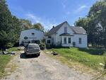 3BR Cape Home - Barn - 1+/- Acres Auction Photo