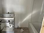 6-Unit Apartment Building Auction Photo